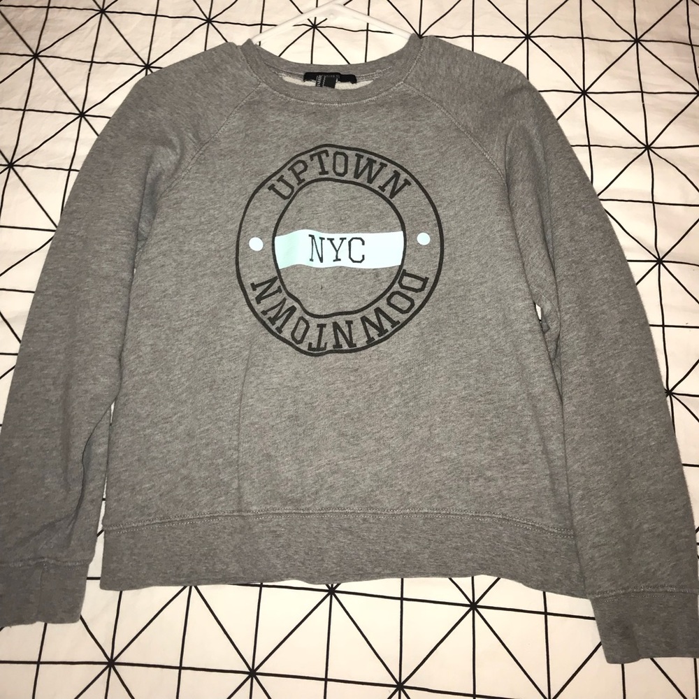A very cute sweater !!!